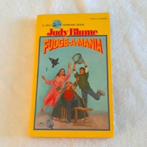 Vintage Judy Bloom Fudge-A-Mania 1990 paperback book